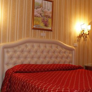 Camera con letto queen size
